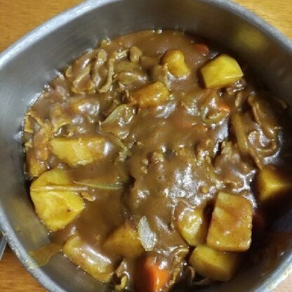 カレー作りにはまっています。隠し味でほんのりと甘くなり美味しかったです！